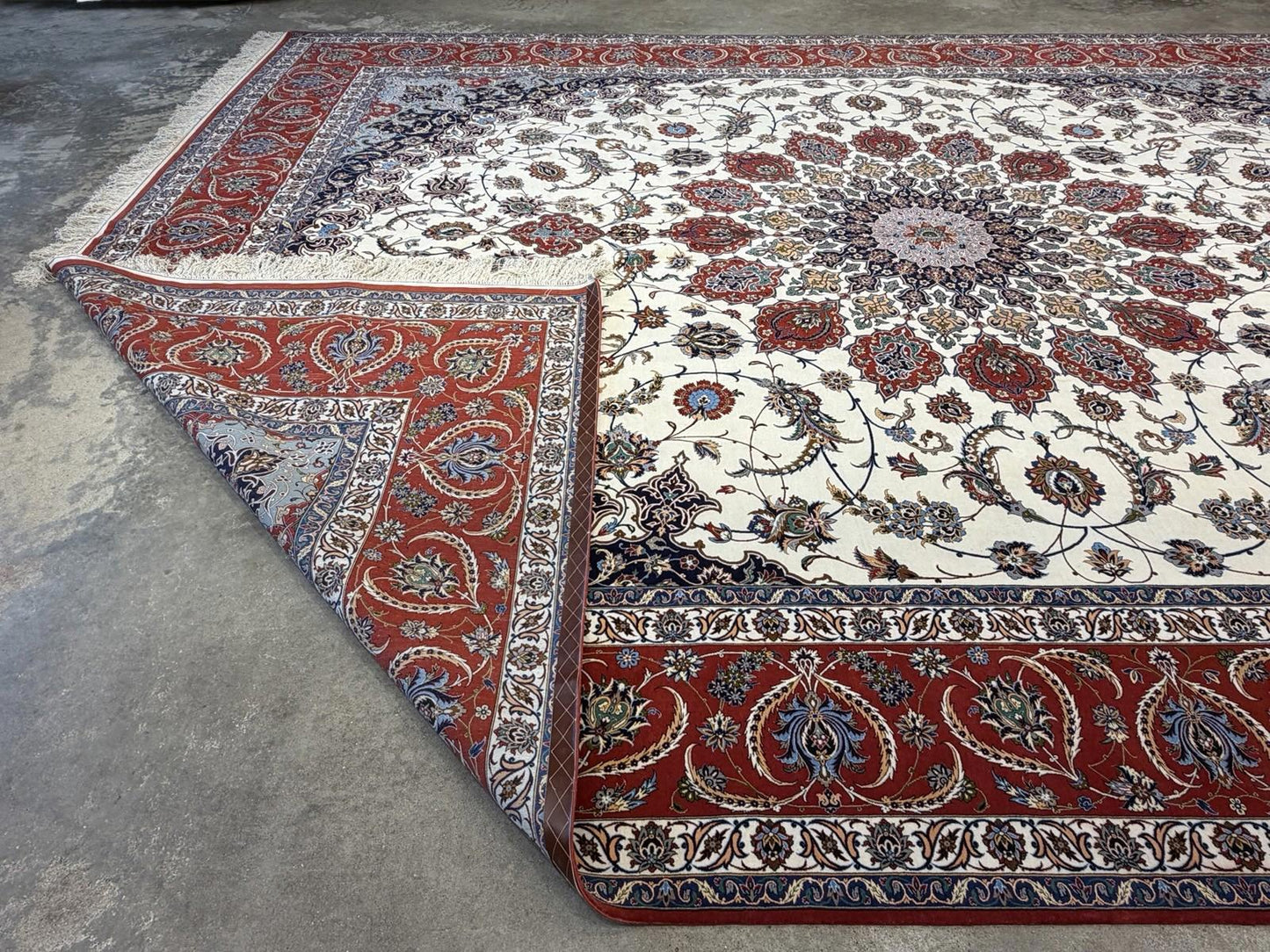 10’2”x14’2” Very Fine Hand-Knotted Wool & Silk Isfahane Area Rug 10x14