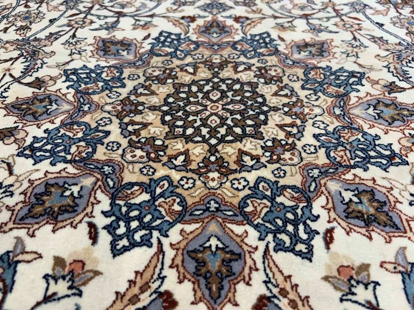 3’5”x5’9” Hand-Knotted  Fine Wool & Silk Isfahane Seirafian Area Rug - Signed