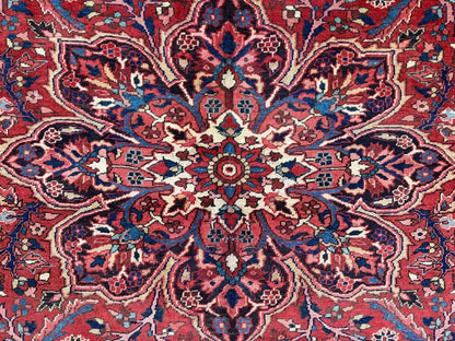 8’7”x12’6” Vintage Handmade Bakhtiari Rug