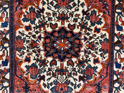 5’x9’11” Handmade Persian Bakhtiari Rug