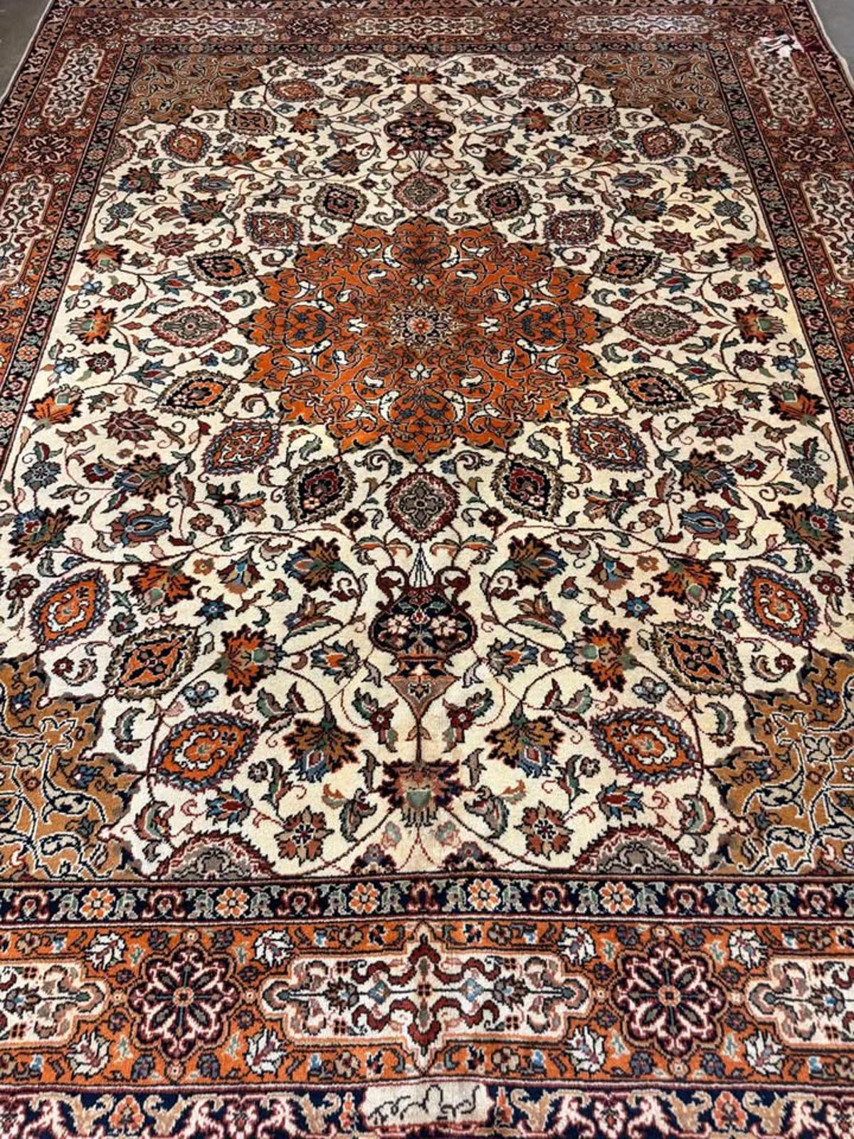 7’10”x9’10” Handmade Tabriz Rug- Signed