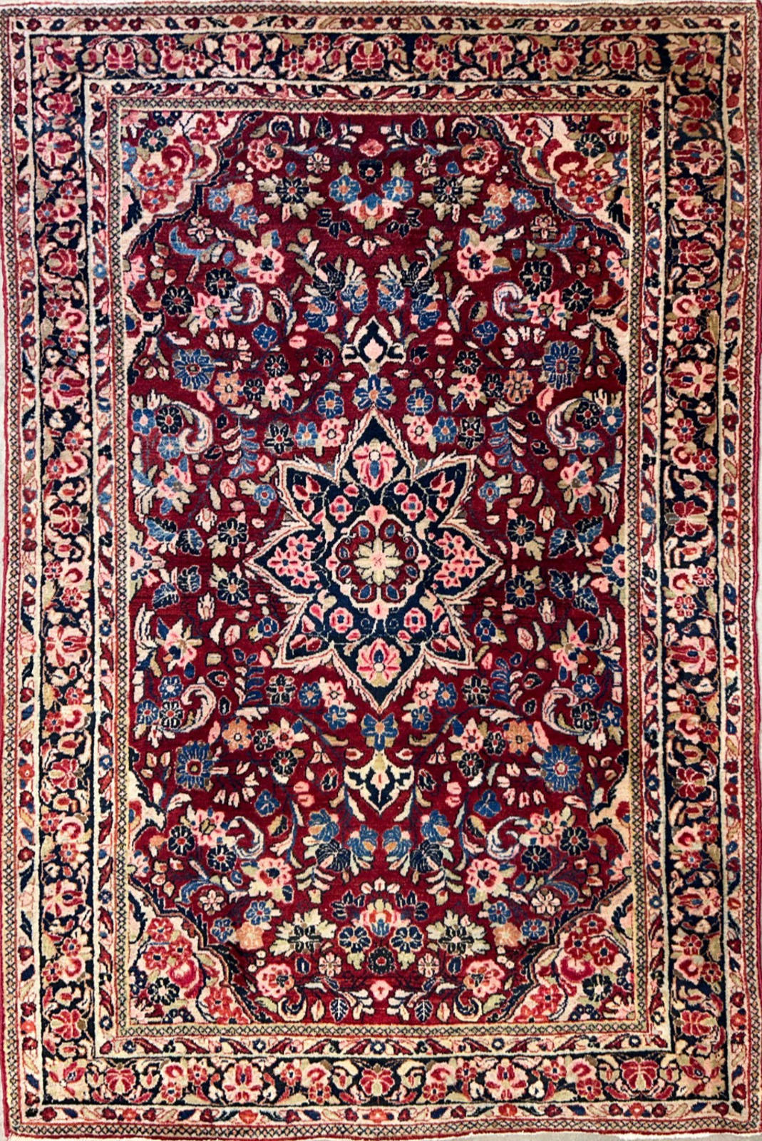 4'3"x6'4" Antique Hand-knotted Wool Sarouke Area Rug - Handmade Red 4x6 Carpet
