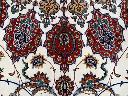 10’2”x14’2” Very Fine Hand-Knotted Wool & Silk Isfahane Area Rug 10x14