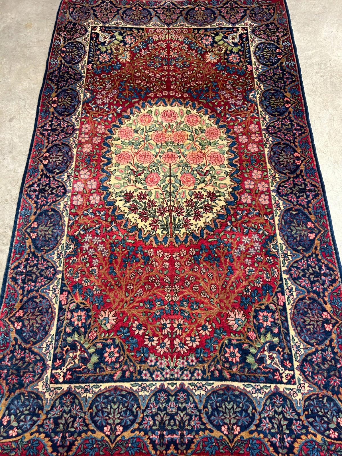 4'4"x7'6" Antique Hand-Knotted Wool Kashane Area Rug - Handmade Carpet 4x7 Red
