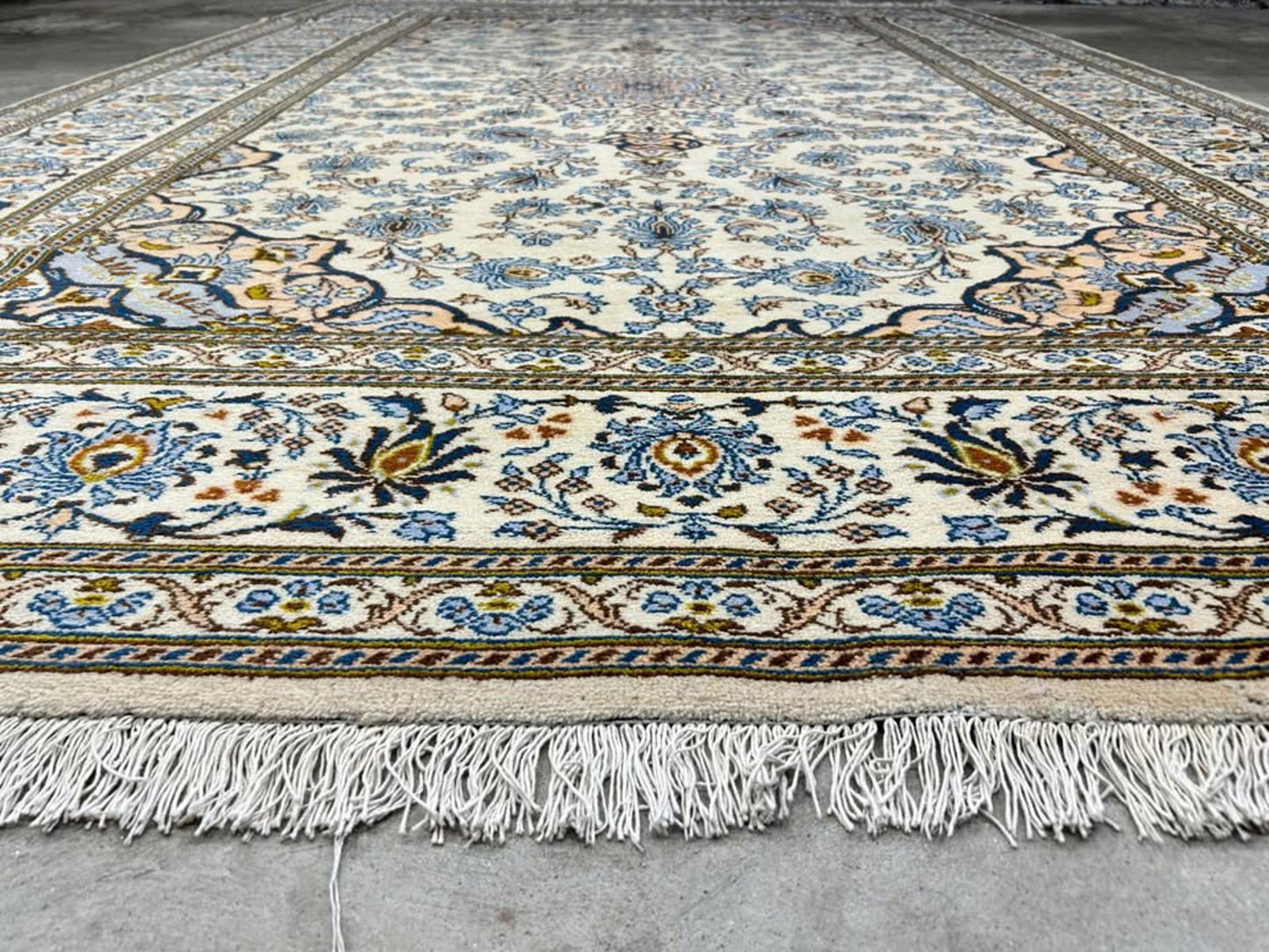 7'x10'9" Antique Handmade 100% Wool Persian Kashan Rug - Signed
