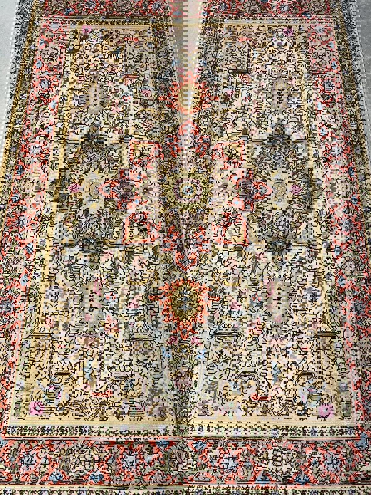 3'1"x5'3" Very Fine Handmade Wool & Silk  Persian Tabriz Rug