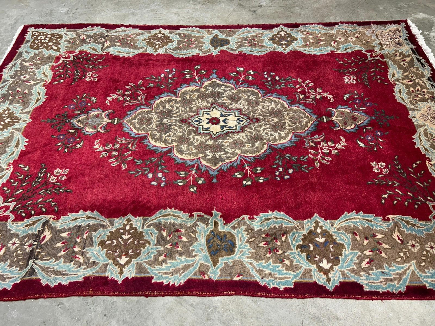 4'2"x6'3" Antique Hand-knotted Wool Tabrize Area Rug - Handmade Red 4x6 Carpet