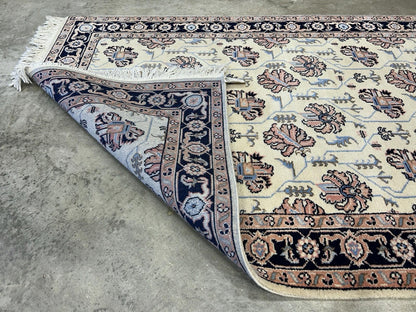 4’x5’10” Hand-knotted Wool All-Over Rug - Oriental Carpet 4x6