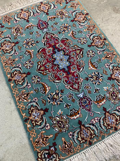 2'3"x3'2" Handmade Silk & Wool Persian Isfahan Rug