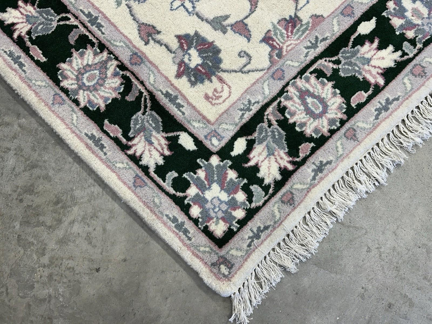 4’1”x6’2” Hand-knotted Wool All-Over Rug - Traditional Oriental Carpet