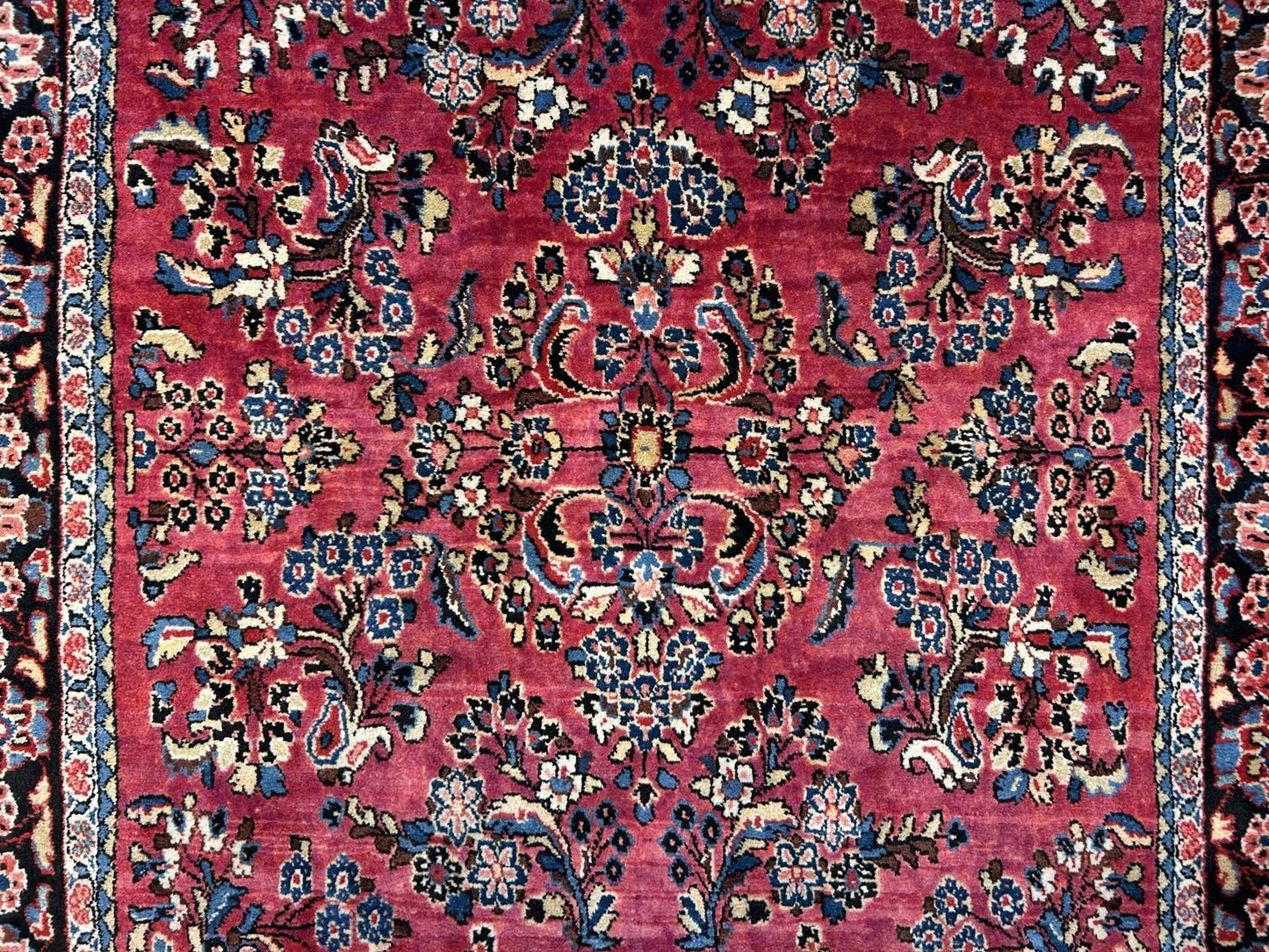 5’7”x14’8” Antique Hand-knotted Wool Sarouk Runner Rug - Handmade Red 5x14