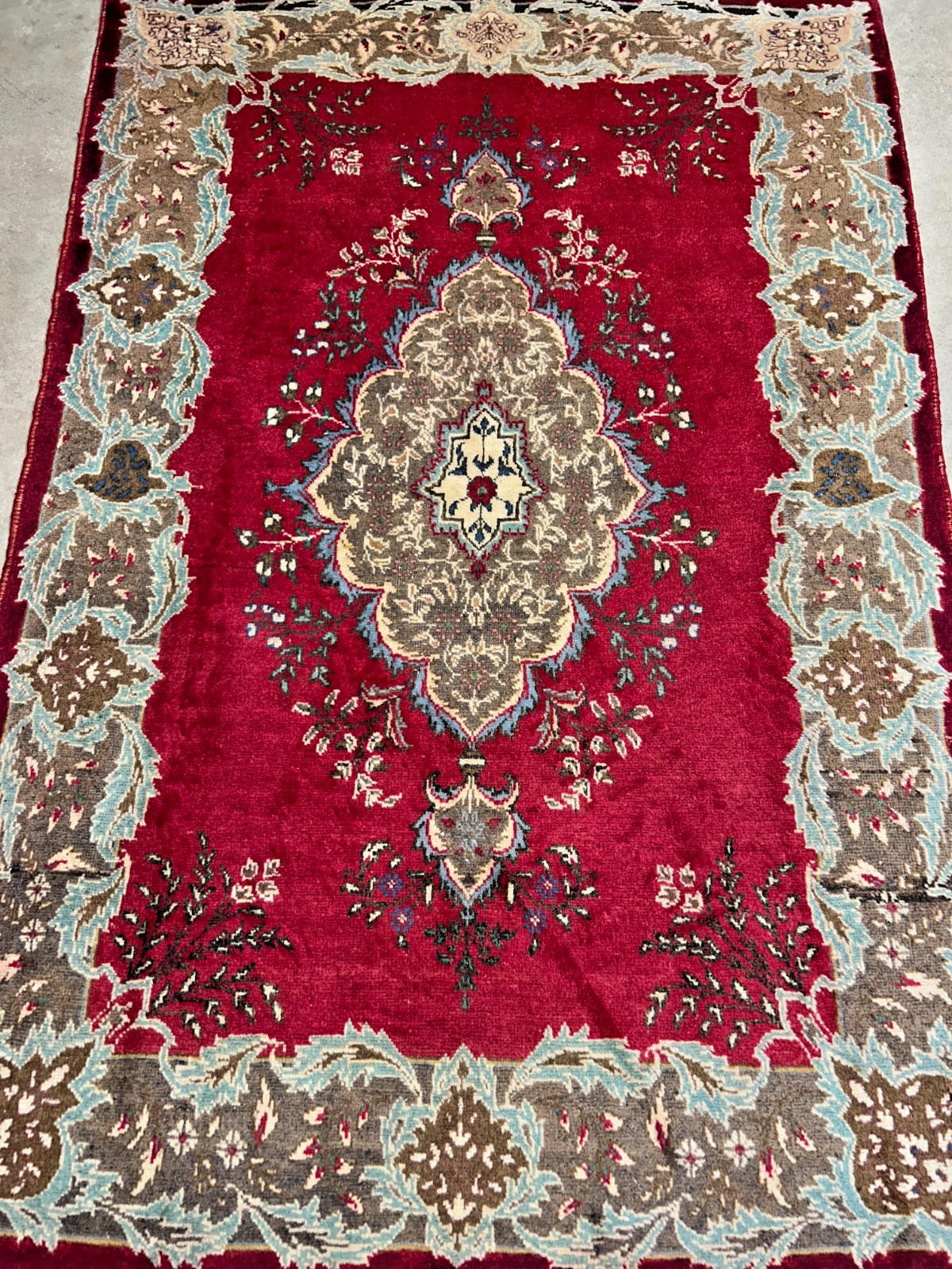 4'2"x6'3" Antique Hand-knotted Wool Tabrize Area Rug - Handmade Red 4x6 Carpet
