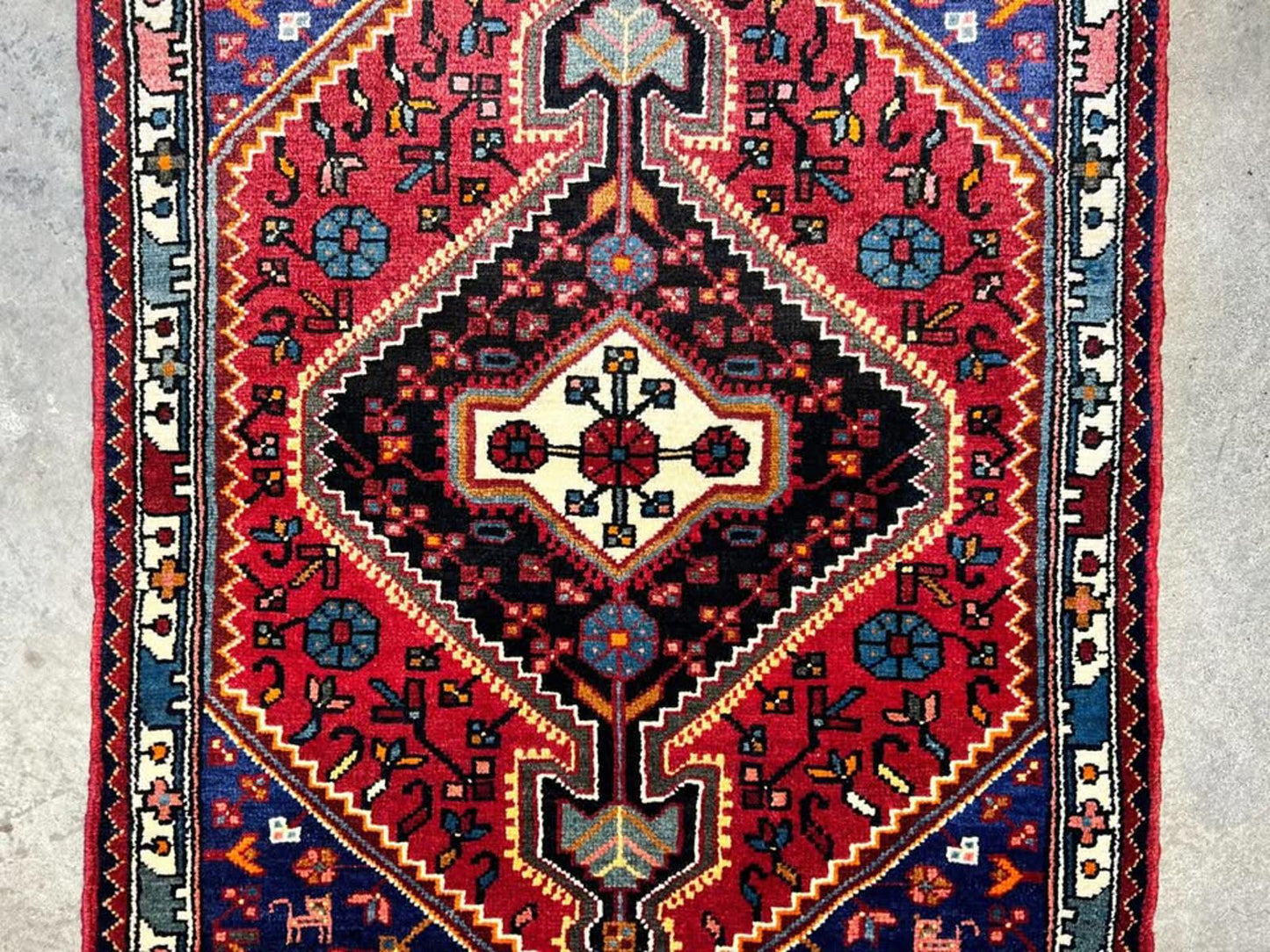 2'10"x4'2" Hand-Knotted Wool Hamadan Persian Rug