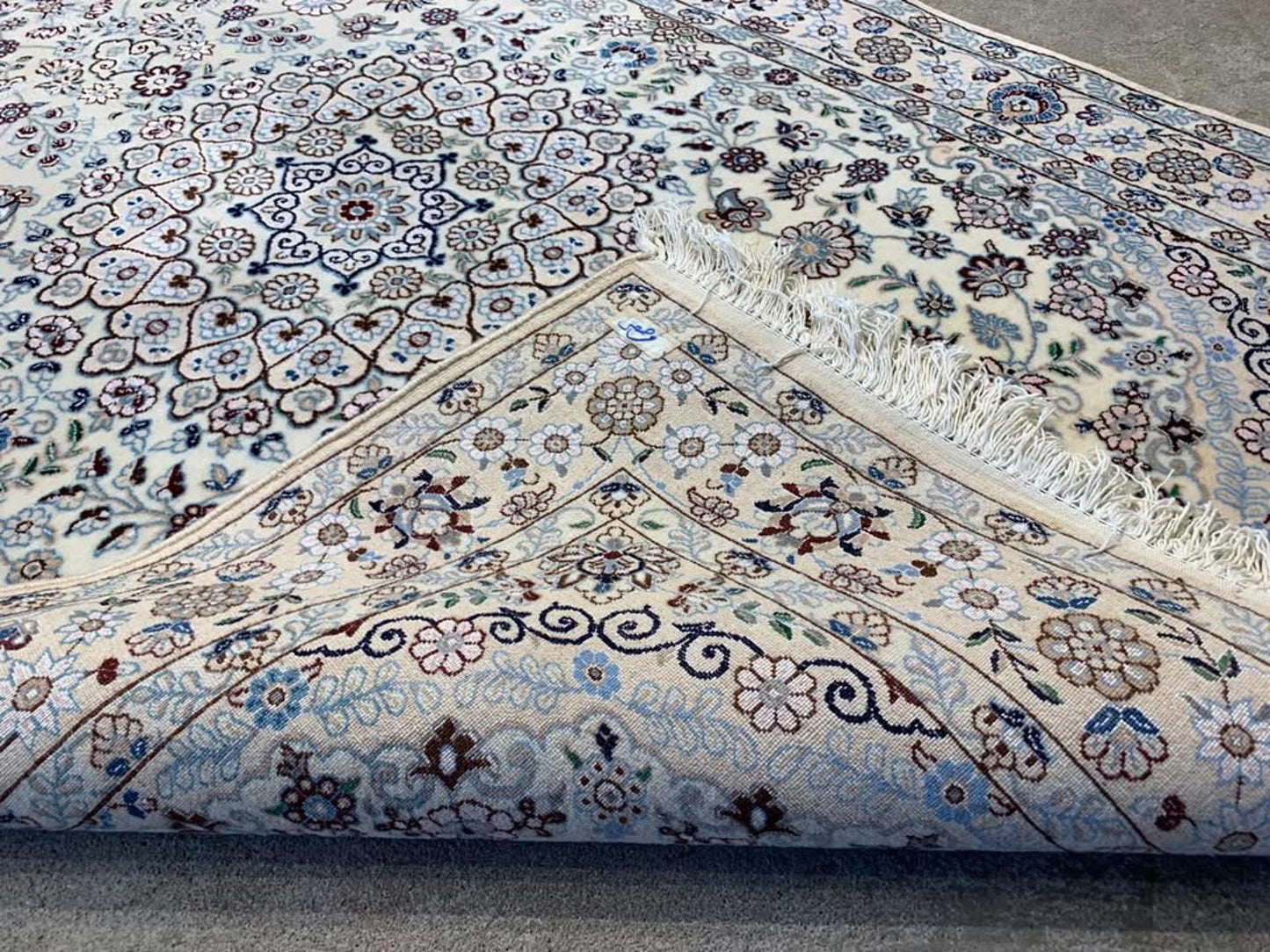 3'2"x4'7" Very Fine Handmade Wool & Silk  Persian Nain Rug