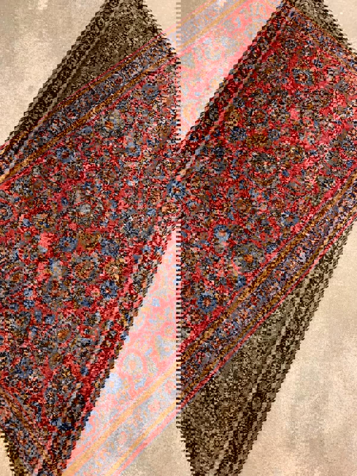 2'3"x3'11" Antique Handmade 100% Wool Persian Sarouk Rug