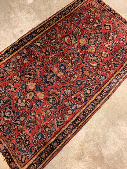 2'3"x3'11" Antique Handmade 100% Wool Persian Sarouk Rug
