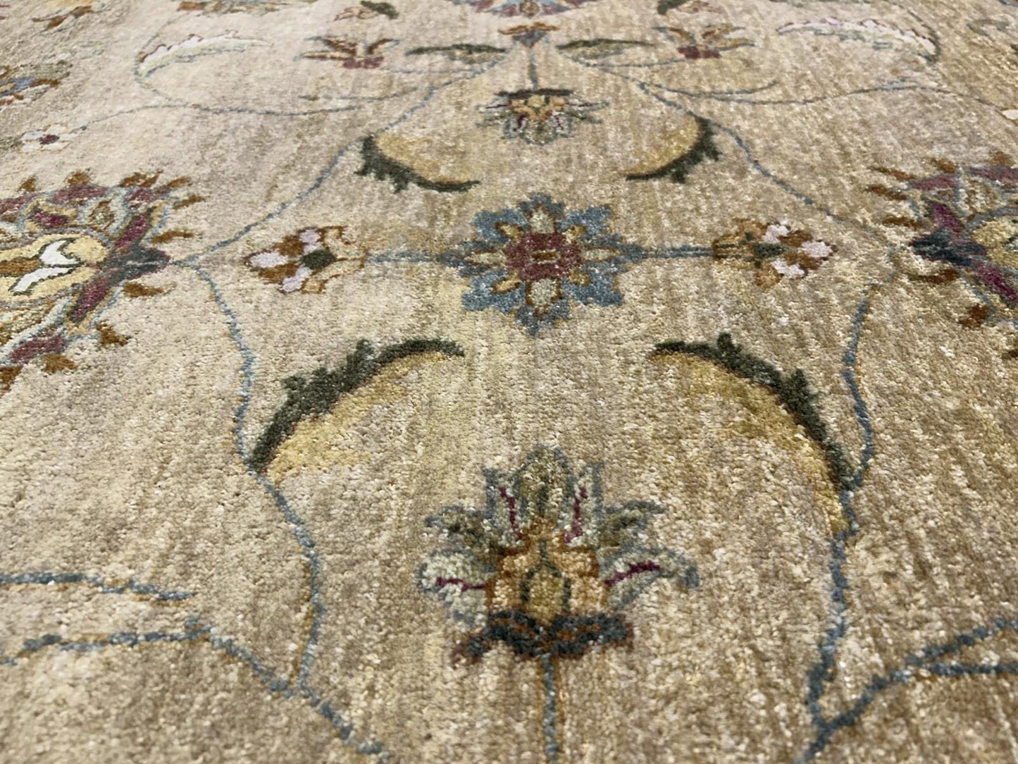 8’x10’ Hand-Knotted Wool Pishawar All-over Area Rug