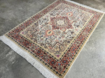 3'1"x5'3" Very Fine Handmade Wool & Silk  Persian Tabriz Rug