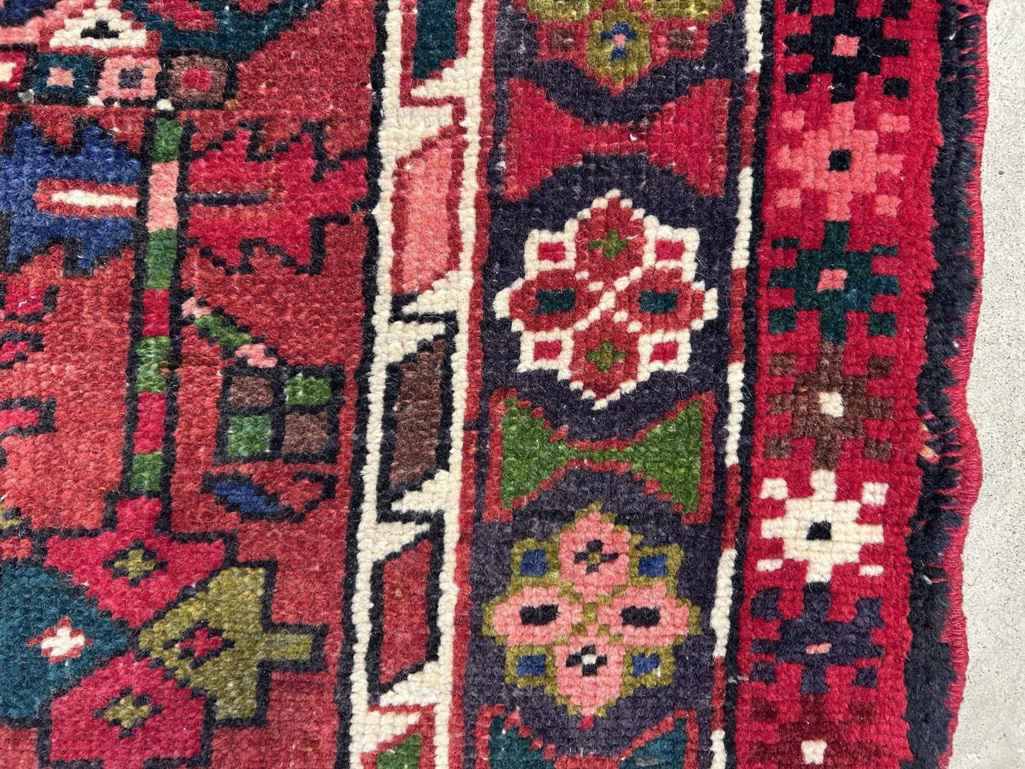 4’3”x14’1” Antique Hand-knotted Wool Herize Runner Rug - Handmade Red 4x14
