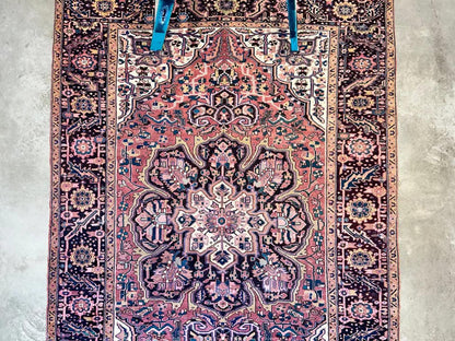 8’ x 11’3” Hand knotted Persian Heriz Rug