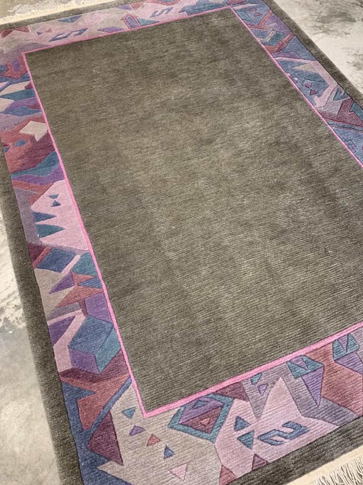 5'7"x8' Handmade 100% Wool Tibetian Rug