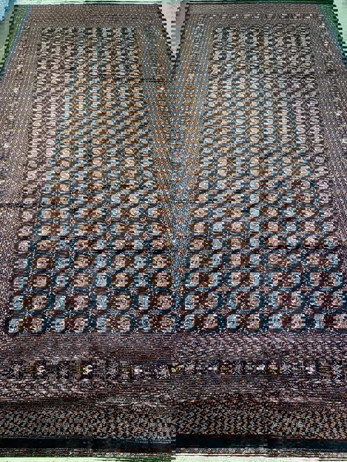 10'2"x13'3" Handmade 100% Wool Bokhara Rug