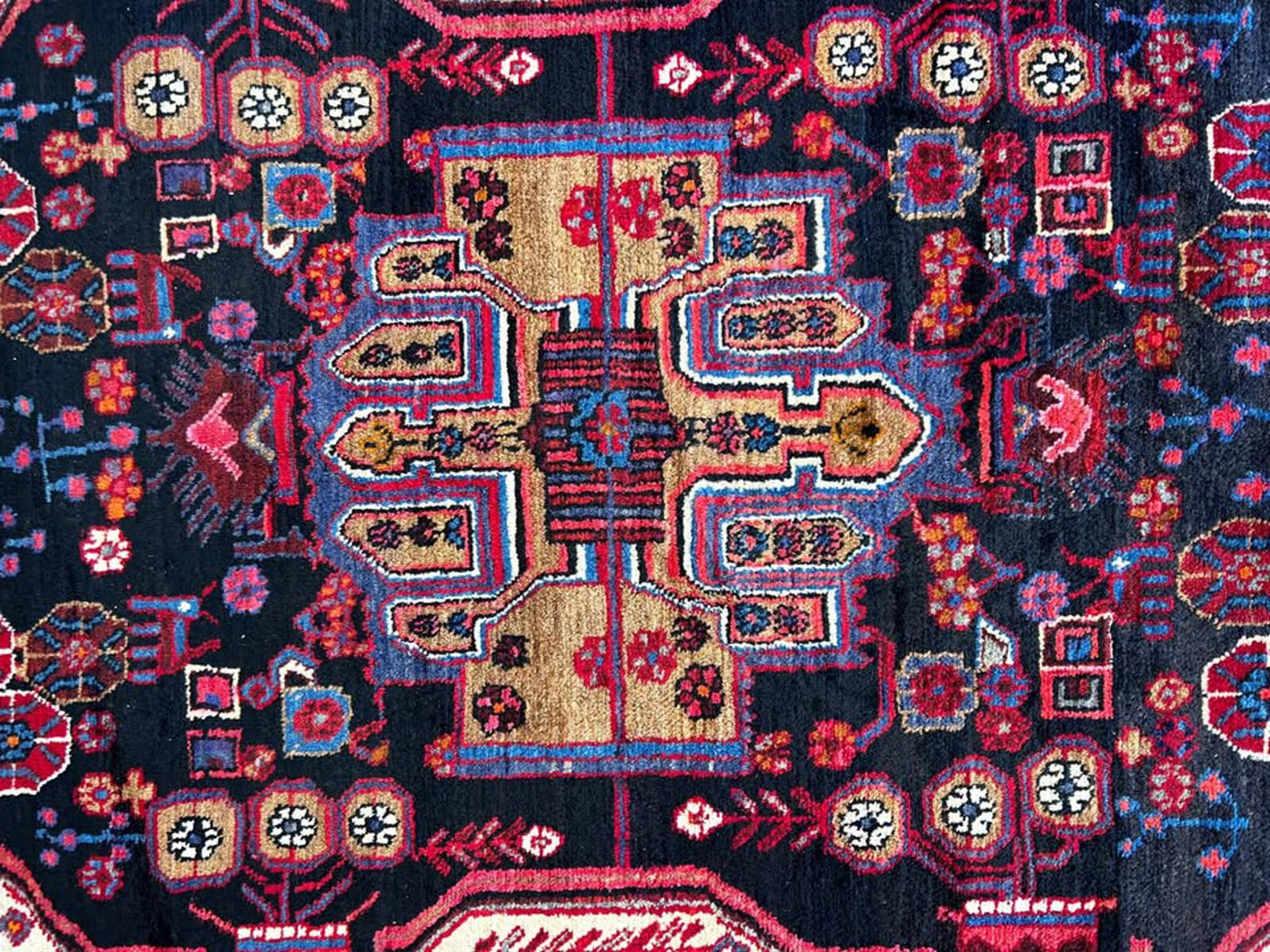 5'3"x8'1" Handmade 100% Wool Persian Nahavand Rug