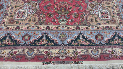 Hand-Knotted 60 Raj Persian Tabriz Rug - Signed Novinfar - 9’x13’