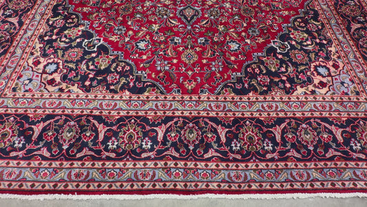 9’6”x12’6” Hand-Knotted Persian Kashan Area Rug