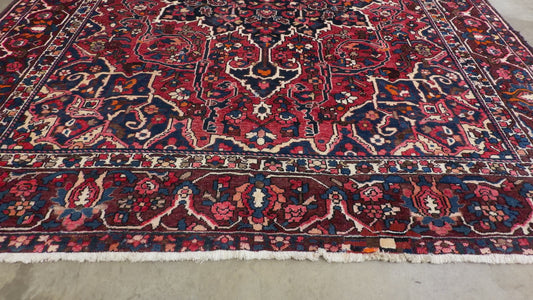 10’x12’5” Hand-Knotted Persian Bakhtiari Area Rug