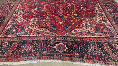 Hand-Knotted Persian Heriz Rug - 9’8”x13’2”